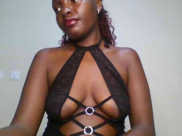 Leslie-ann webcam