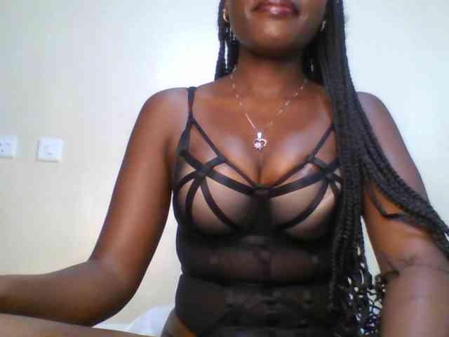 Leslie-ann webcam