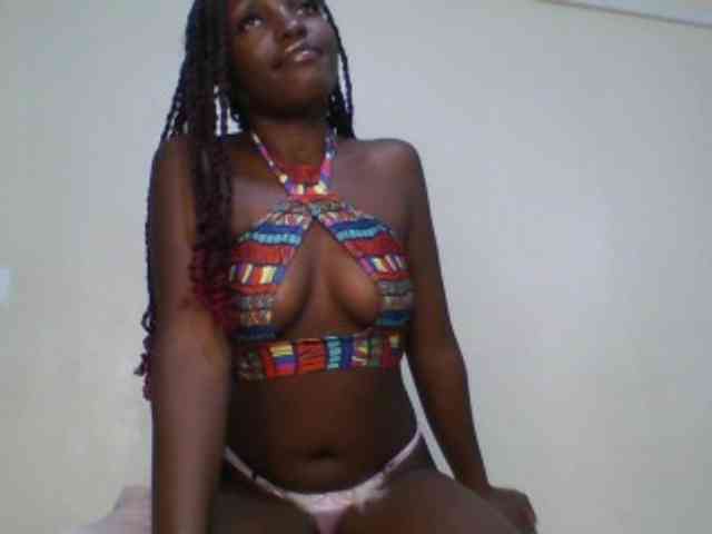 Leslie-ann webcam
