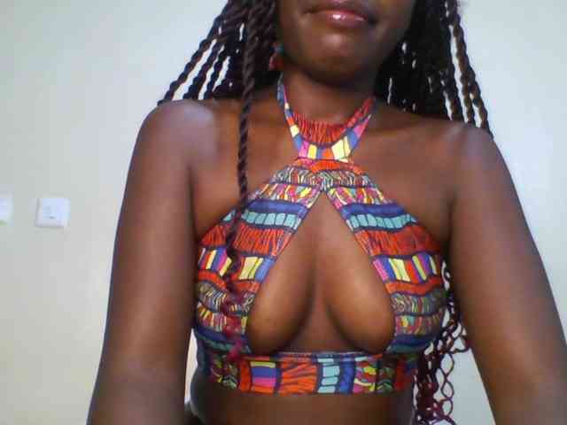 Leslie-ann webcam