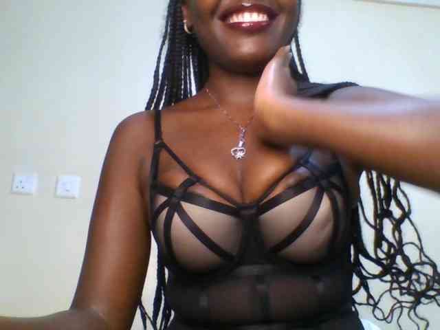 Leslie-ann webcam