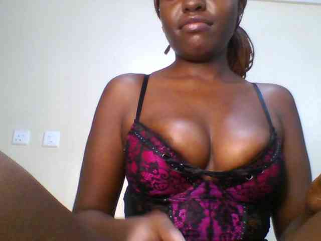 Leslie-ann webcam
