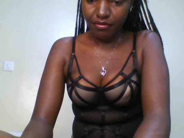 Leslie-ann webcam