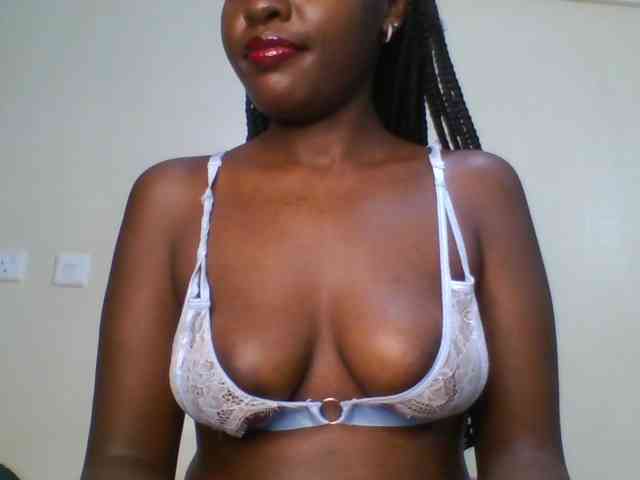 Leslie-ann webcam