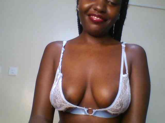 Leslie-ann webcam