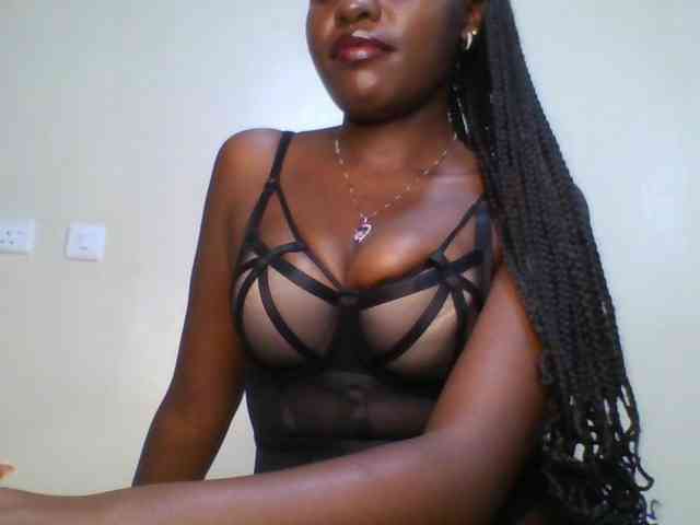 Leslie-ann webcam