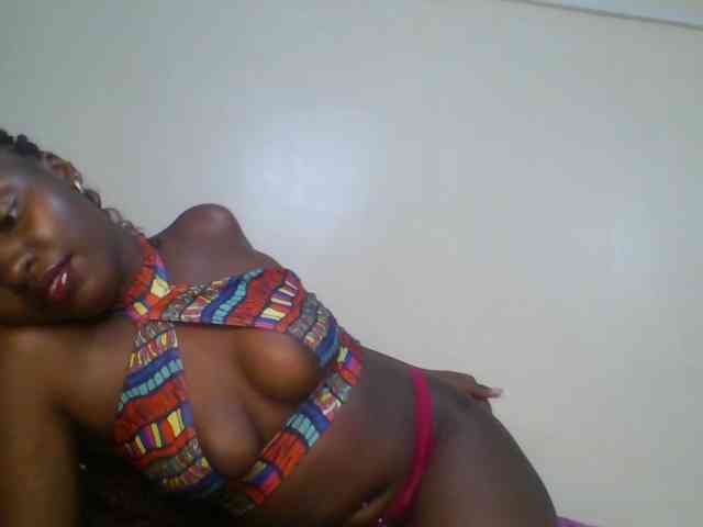 Leslie-ann webcam