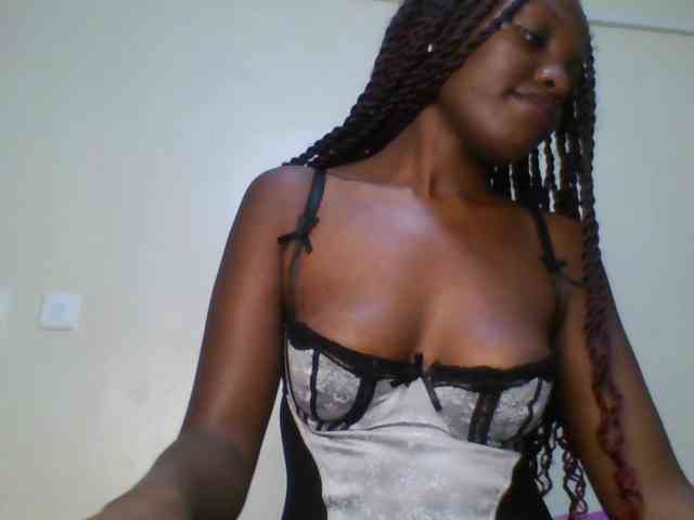 Leslie-ann webcam