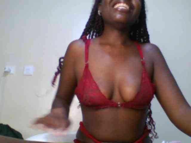Leslie-ann webcam