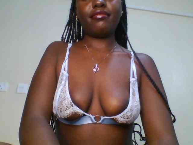 Leslie-ann webcam