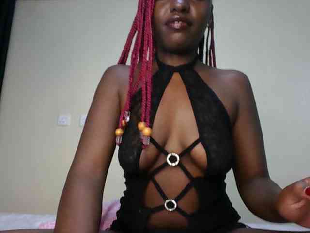 Leslie-ann webcam