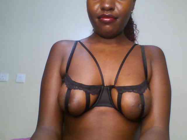 Leslie-ann webcam