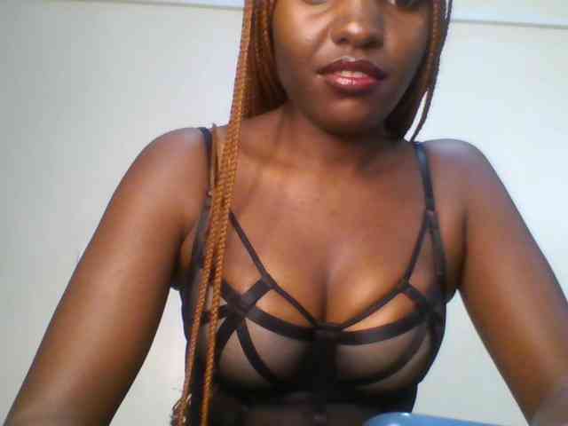Leslie-ann webcam