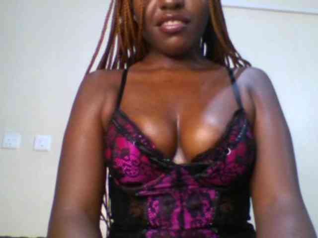 Leslie-ann webcam