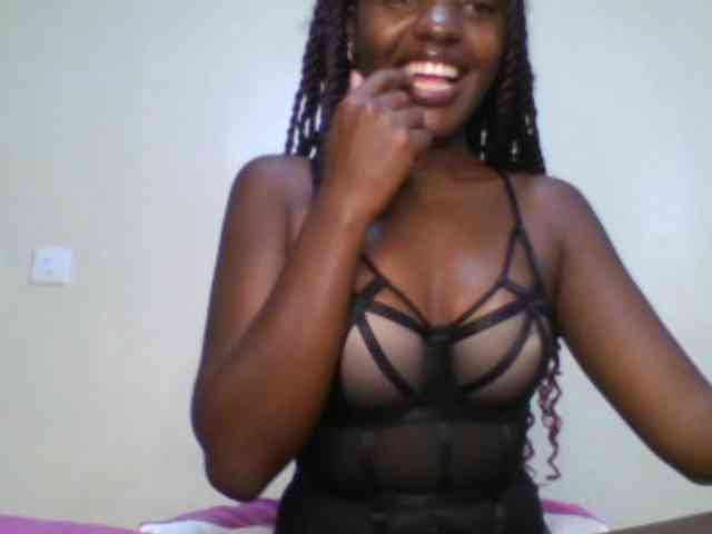Leslie-ann webcam