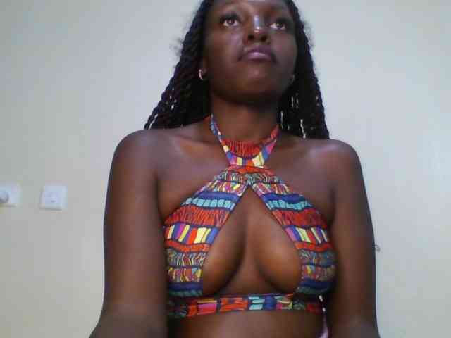Leslie-ann webcam
