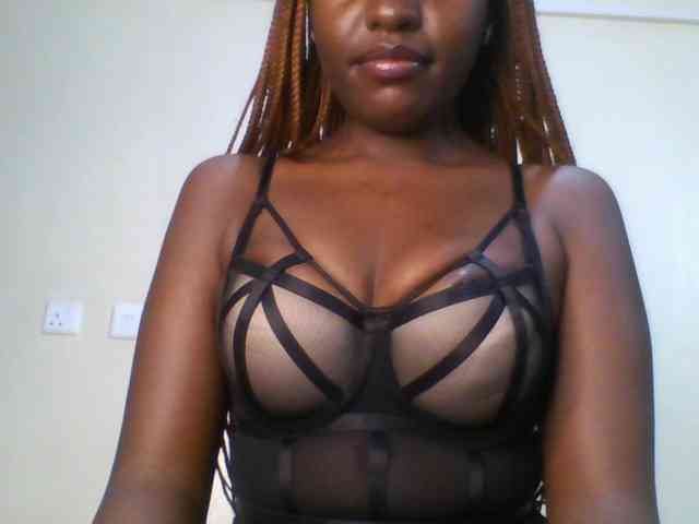 Leslie-ann webcam