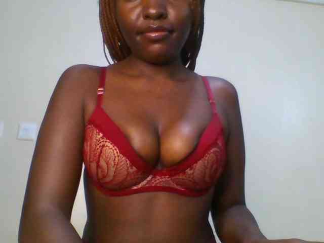 Leslie-ann webcam