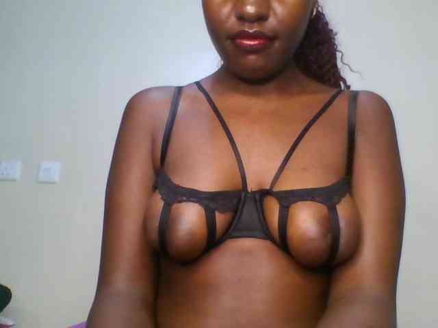 Leslie-ann webcam