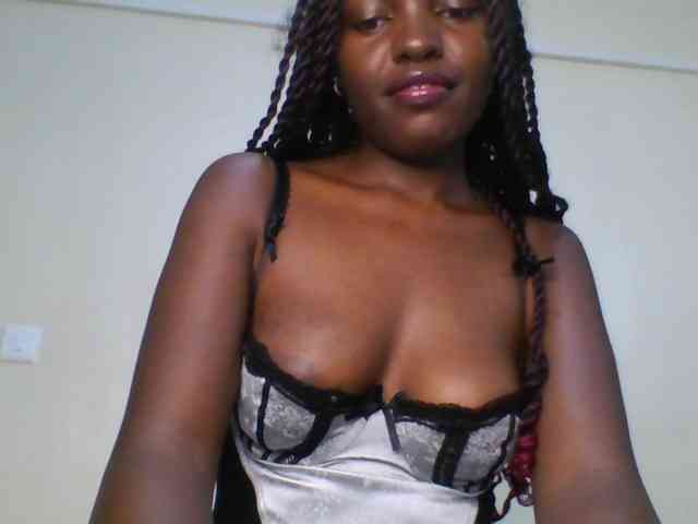 Leslie-ann webcam