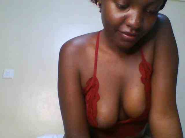 Leslie-ann webcam