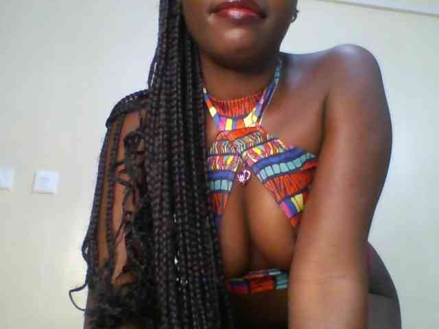 Leslie-ann webcam