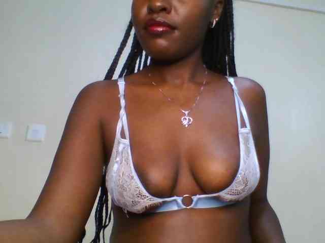 Leslie-ann webcam
