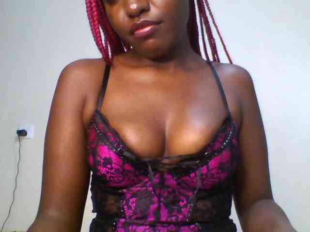 Leslie-ann webcam