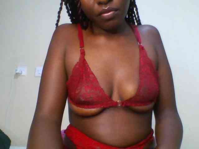 Leslie-ann webcam