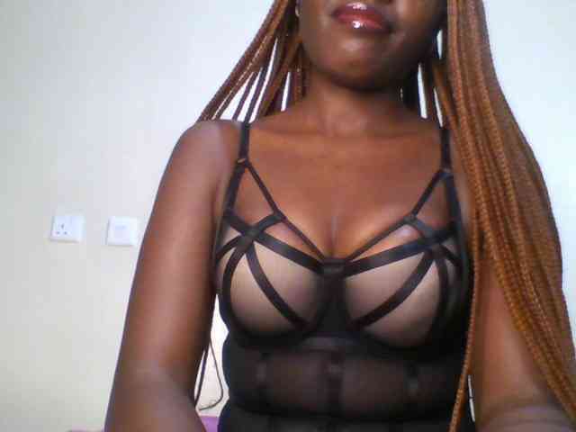 Leslie-ann webcam