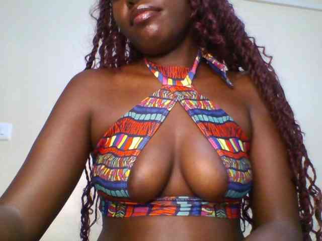 Leslie-ann webcam