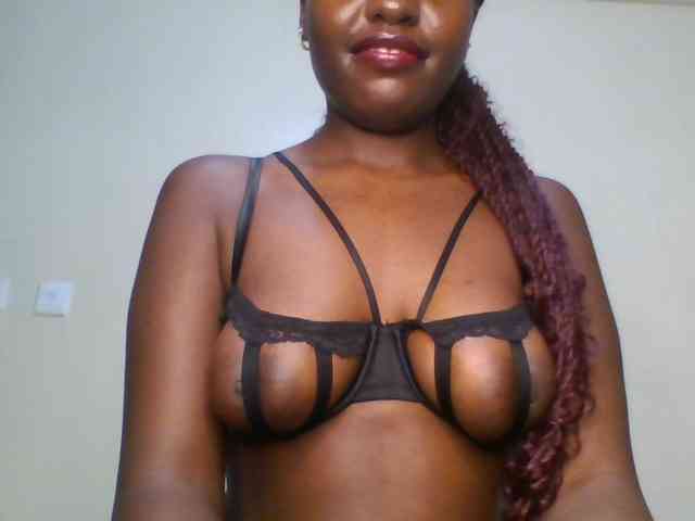 Leslie-ann webcam