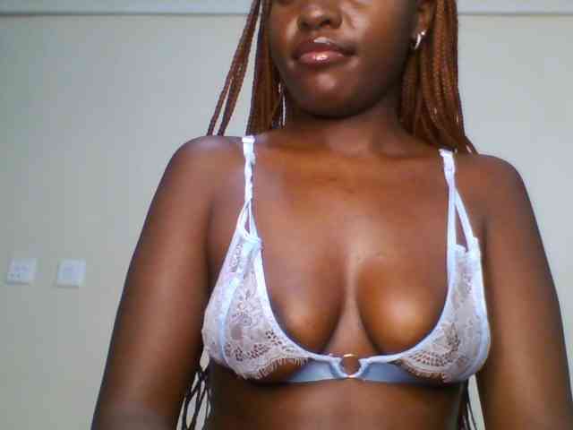 Leslie-ann webcam