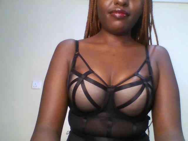 Leslie-ann webcam