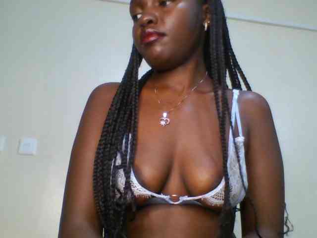 Leslie-ann webcam