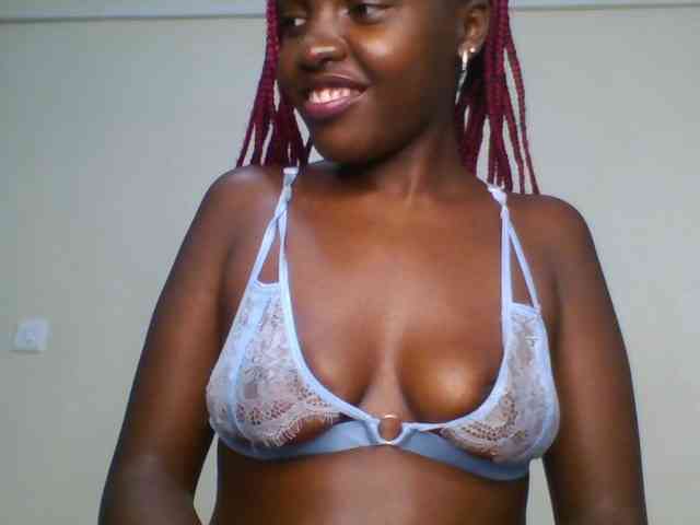 Leslie-ann webcam