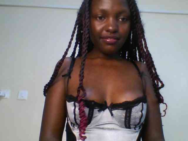 Leslie-ann webcam