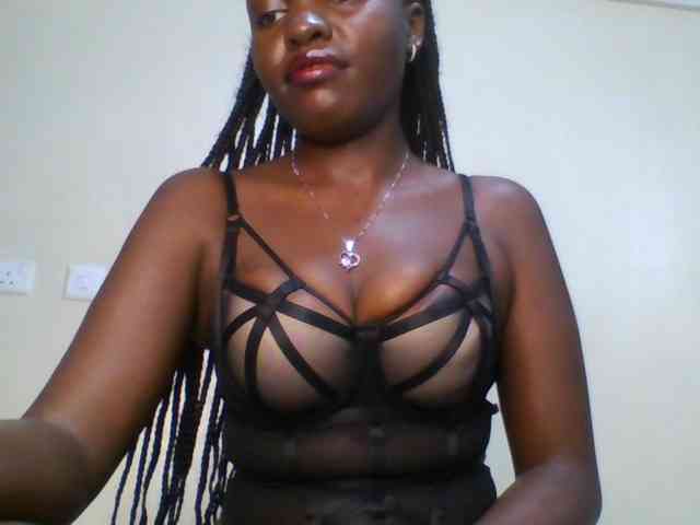 Leslie-ann webcam