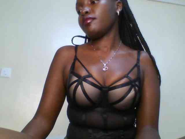 Leslie-ann webcam