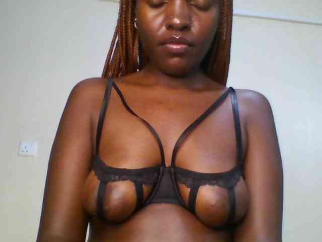 Leslie-ann webcam