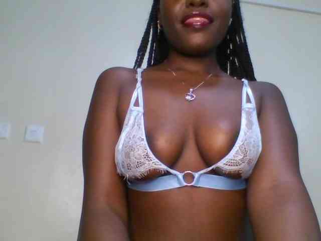 Leslie-ann webcam
