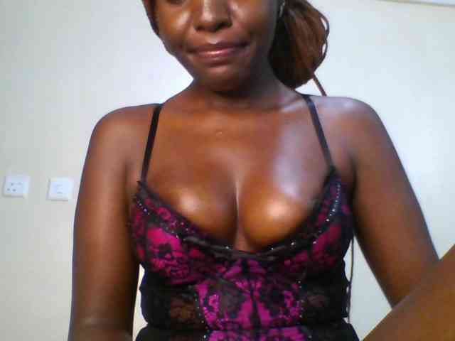 Leslie-ann webcam