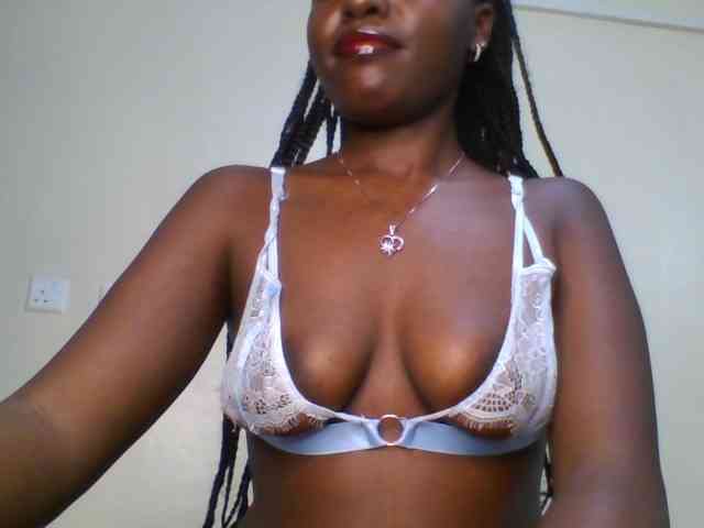Leslie-ann webcam