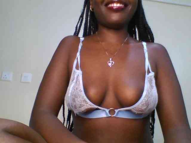Leslie-ann webcam