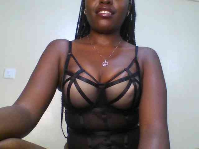 Leslie-ann webcam