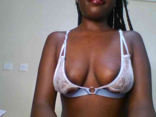 Leslie-ann webcam