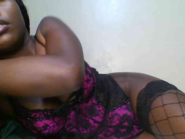 Leslie-ann webcam