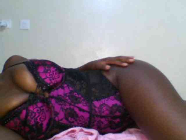 Leslie-ann webcam