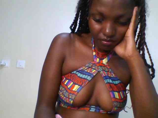 Leslie-ann webcam