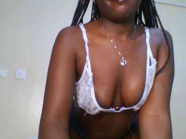 Leslie-ann webcam
